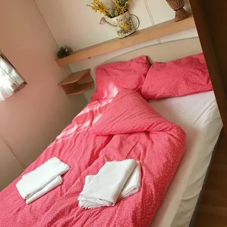 Camping San Giusto Κάμπινγκ *